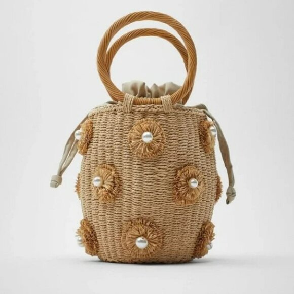 ZARA RARE Luxury Pearl Trim Basket Bohemian Blogger's Favorite Straw Bag - Picture 1 of 13